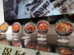 -极有家小鱼小鸡石锅煲(佳兆业店)