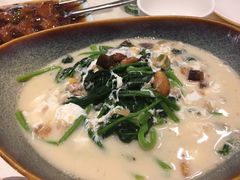 -港丽餐厅(高德置地店)