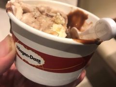 -月色西餐厅·海鲜刺身·烧烤(科学城保利郡雅酒店)