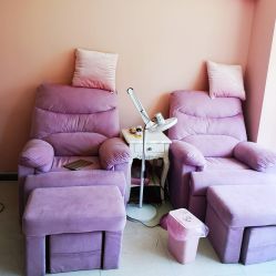 店内装饰-Pink You美甲美睫纹绣定制中心