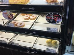 面包甜点陈列柜-采蝶轩(东华店)