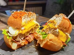 -HIGH FIVE哈福手工汉堡(桂林路店)