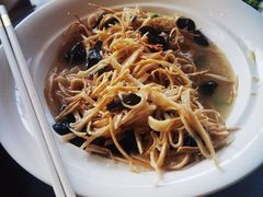 -吴越荣记苏州菜·松鼠桂鱼100%活鱼现做(斜塘老街店)