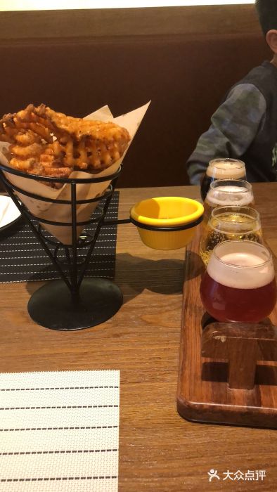 造精酿餐厅图片