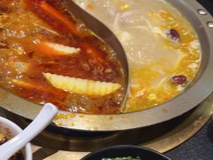 -沸炉重庆老火锅(军事博物馆店)