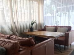 卡座-几静cafe(基湖店)