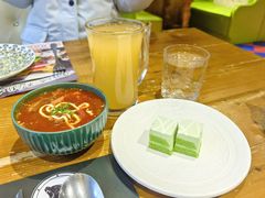 -米德维奇俄式西餐厅(西六道街店)