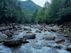 -鄣山大峡谷