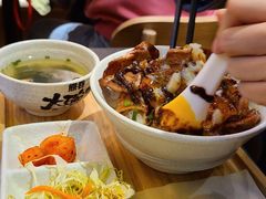 -熊吞·大碗丼烧肉饭(西市场嘉华店)