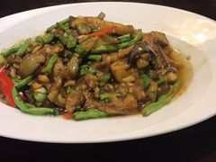 砂锅焗鱼头-温汤大酒店餐厅