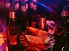 -乌托邦酒吧和餐厅