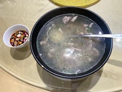 生滚客家全猪汤-禾悦庄餐厅