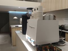 -SAFARI COFFEE