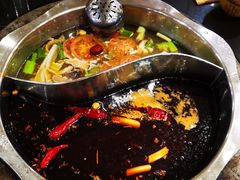 -重庆风光老灶火锅城(同德广场店)