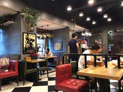 大堂-愉肴麻辣香锅(中山路店)
