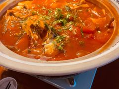 -魏铭鱼头捞饭(晋阳路店)