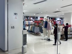 -优衣库(重庆星光时代广场店)