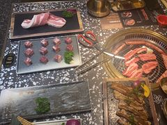 -黑牛の場烤肉(摩天活力城店)