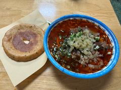 -魏旺湖北正宗牛肉面(硚口公园店)