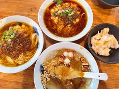 -兵哥豌豆面(雅颂居店)