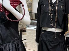 -CHANEL(恒隆广场店)