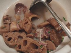 -辛香味烧鱼馆·非遗技艺·排骨红烧肉(光谷医药园店)
