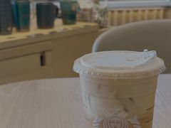 -星巴克臻选(青岛金狮广场店)