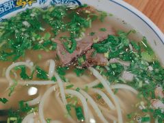 -西部马华清真兰州牛肉面·烧烤夜市(三里河店)