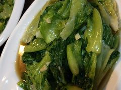 -临江餐馆二楼美食部落