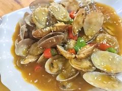 -宏兴烤鱼山庄(宣恩总店)