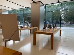 -Apple零售店(玄武湖店)