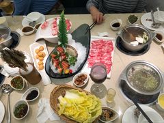 -海上明月海鲜火锅 鲜切牛肉
