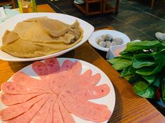 -洪焱重庆老火锅(万福花园店)