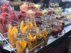 -芒果糯米饭摊子