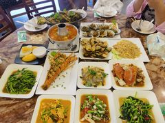 -两兄弟Song Pee Nong(2号店)