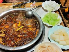-肖肖酸萝卜鱼火锅(总店)