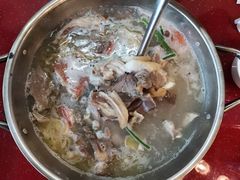 -老石黑山羊毛驴肉火锅(金凯广场店)
