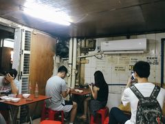 大堂-威邵鸡煲(西华路总店)