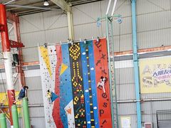 -天空之城蹦床攀岩运动馆·团建拓展·亲子游乐·生日派对(合肥店)