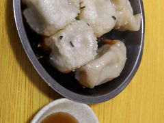 -黄阿姨锅贴大王(万航渡路店)