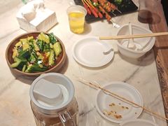-老街烧烤大排档·地道湖北菜·龙虾馆(汉口火车站店)