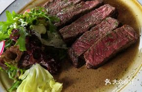 Charcoal-Grilled Australian Angus Beef Tenderloin