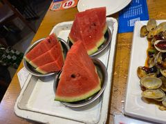 自助冰镇西瓜-勇利赵家烤肉坊(纬二街店)