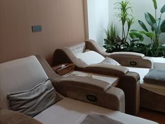 -麓湖国际水疗