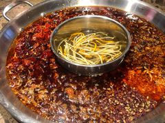 鸳鸯锅-椒香城门口老火锅(天府长城店)
