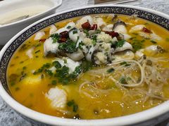 开胃酸菜鱼-聚丰园•湖鲜餐厅(阿红私房菜梅石路店)