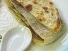 -溢心园香河肉饼总店