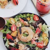 一般蓝色 但是我们吃了2口就觉得太甜了