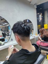 -奈川烫染Salon