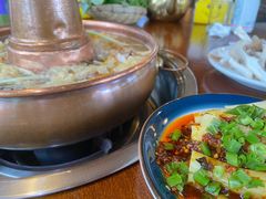 -岳记兴隆·青城腊排铜火锅(融创店)